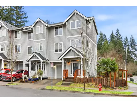 18350 Tickle Creek Ave, Sandy, OR 97055