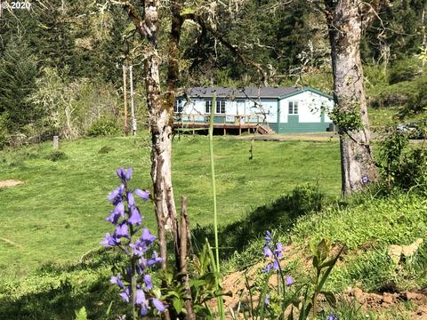 1209 Hayhurst Rd, Yoncalla, OR 97499 photo 1