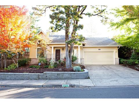 2555 Laurel Hill Dr, Eugene, OR 97403 photo 1