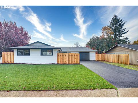 2304 E Jodi Ct, Newberg, OR 97132 photo 1
