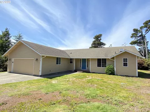 4877 Cloudcroft Ln, Florence, OR 97439 photo 1