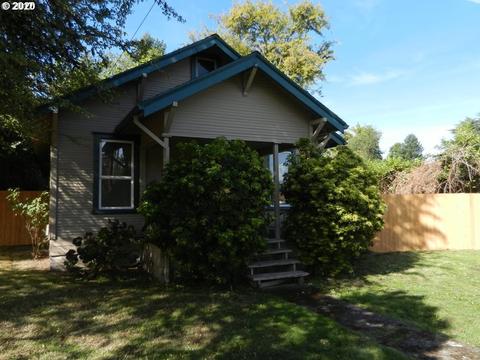 1311 Division St, Oregon City, OR 97045 photo 1