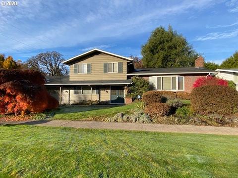 677 Sterling Dr, Eugene, OR 97404 photo 1