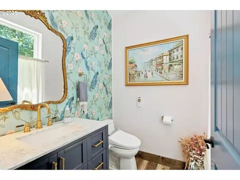 Bath - 11 Edgewater Dr, Carson, WA 98610 photo 1 of 4
