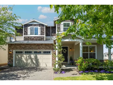 8482 SW Hayden Dr, Beaverton, OR 97007