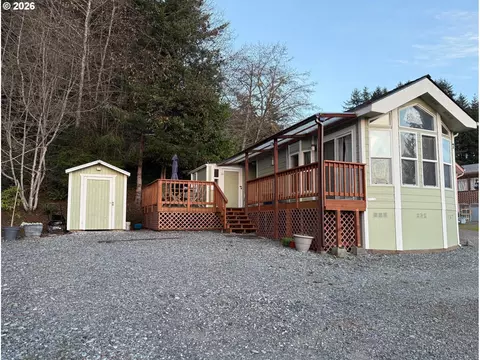 15061 Highway 101 #7, Brookings, OR 97415