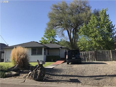 135 E Beech Ave, Hermiston, OR 97838 photo 1