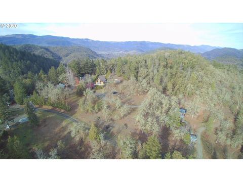 559 Thompson Rd, Riddle, OR 97469 photo 1