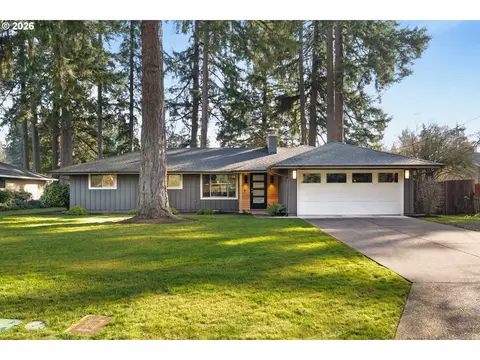 19176 Benfield Ave, Lake Oswego, OR 97035