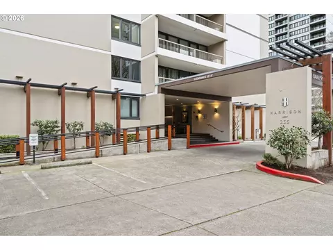 255 SW Harrison St #5C, Portland, OR 97201