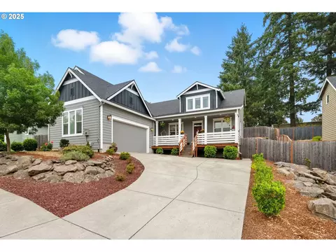 18560 Tryon Way, Gladstone, OR 97027