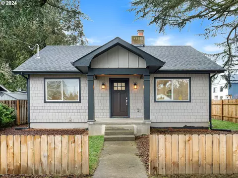 6 NE 74th Ave #A, Portland, OR 97213