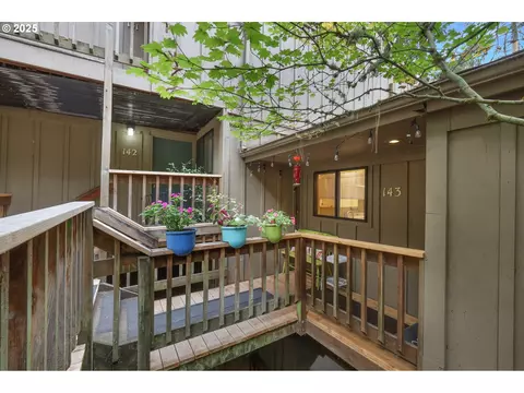 Other - 143 Treehill Loop, Eugene, OR 97405 photo 2 of 9