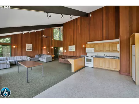 Other - 143 Treehill Loop, Eugene, OR 97405 photo 4 of 9