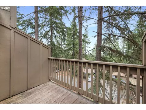 Other - 143 Treehill Loop, Eugene, OR 97405 photo 1 of 9