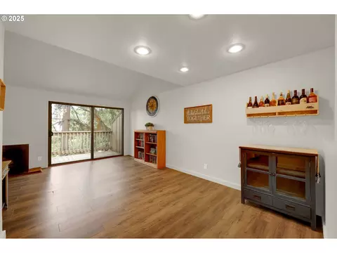 Living - 143 Treehill Loop, Eugene, OR 97405 photo 1 of 9