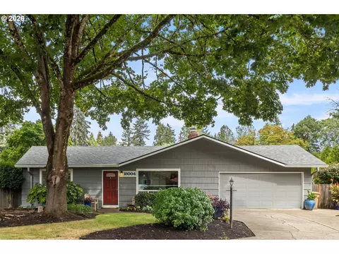 18004 Belmore Ct, Lake Oswego, OR 97035