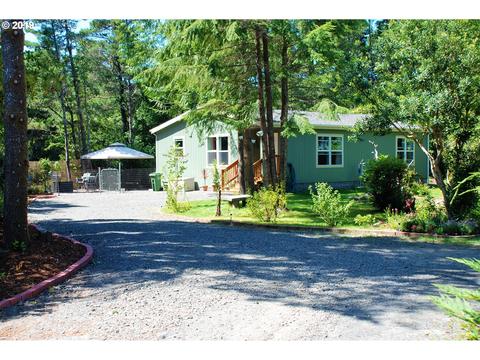 4834 Rhododendron Loop, Florence, OR 97439 photo 1
