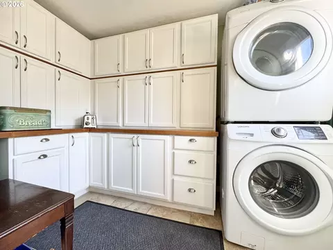 Other - 551 6th St, Springfield, OR 97477 photo 12 of 18
