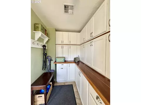 Other - 551 6th St, Springfield, OR 97477 photo 13 of 18