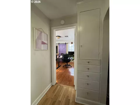 Entry Way - 551 6th St, Springfield, OR 97477 photo 1 of 3