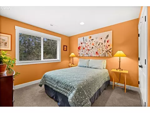 Bedroom - 29800 Riverview Dr, Rainier, OR 97048 photo 5 of 5