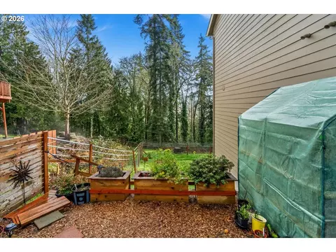 Exterior - 29800 Riverview Dr, Rainier, OR 97048 photo 7 of 14