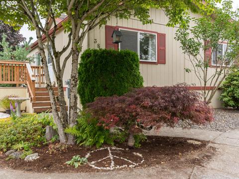1949 SE Palmquist Rd #38, Gresham, OR 97080 photo 1