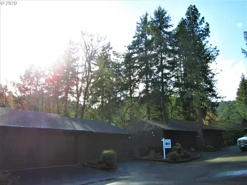 140 Brae Burn Dr, Eugene, OR 97405 photo 1