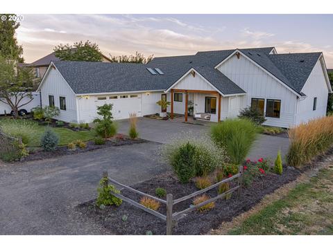 516 E Main St, Carlton, OR 97111 photo 1