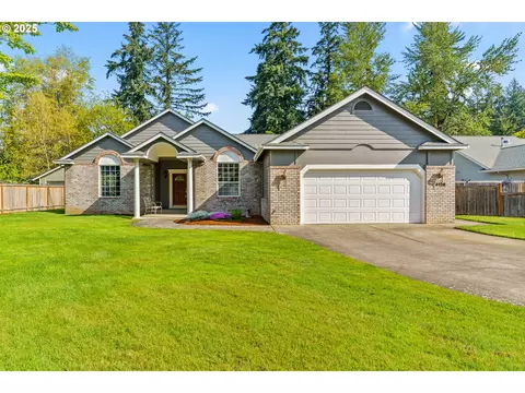 4126 Hampshire Ln, Eugene, OR 97404