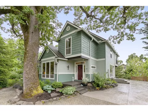 411 S Center St, Oregon City, OR 97045