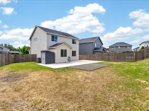 Exterior - 2452 S Linden St, Cornelius, OR 97113 photo 6 of 7