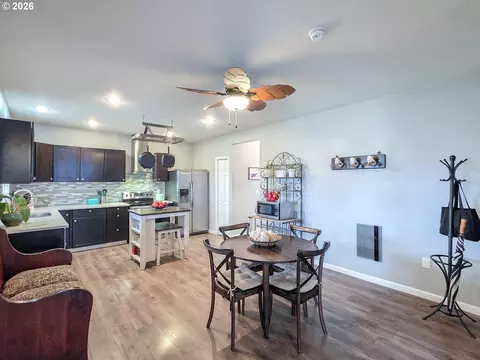 Kitchen - 1214 N Clark St, Cornelius, OR 97113 photo 1 of 4