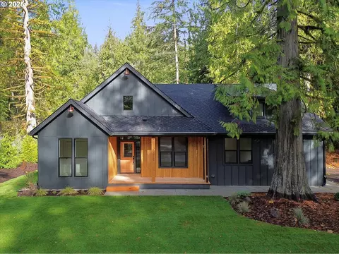 24512 E Bright Ave, Welches, OR 97067