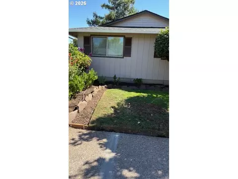 Exterior - 2047 Orr Ln, Eugene, OR 97405 photo 2 of 15
