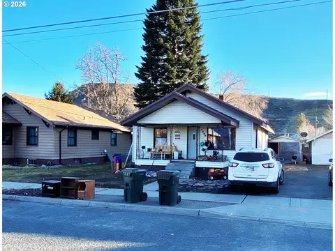 1235 Valley Ave, Baker City, OR 97814