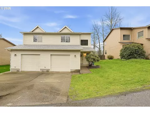 442 SE 4th St, Troutdale, OR 97060