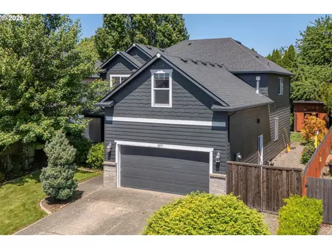 33973 SE Davona Dr, Scappoose, OR 97056