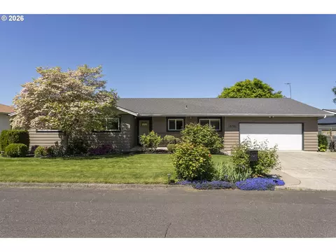 13725 NE Fremont Ct, Portland, OR 97230