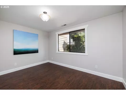 Other - 1205 E Johnson Ct, Newberg, OR 97132 photo 5 of 9