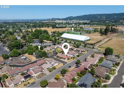 View/Area - 1205 E Johnson Ct, Newberg, OR 97132 photo 2 of 6