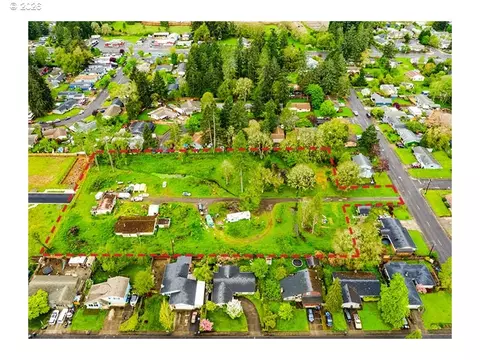 25144 Cheney Dr, Veneta, OR 97487