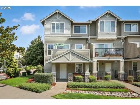 700 NW 118th Ave #103, Portland, OR 97229
