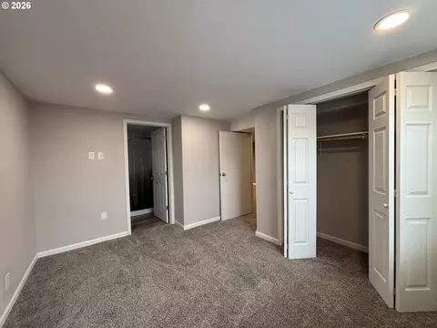 Bedroom - 924 SW 33rd St, Pendleton, OR 97801 photo 5 of 7