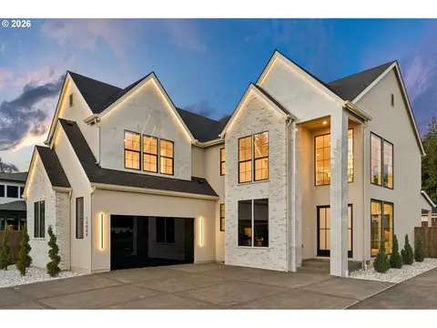 15009 NW 13th Ave, Vancouver, WA 98685