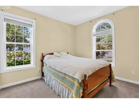 Bedroom - 40204 Laurel St, Sandy, OR 97055 photo 1 of 4