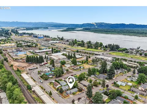 View/Area - 608 SE Sumner St, Camas, WA 98607 photo 6 of 8