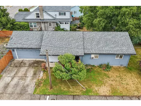 View/Area - 608 SE Sumner St, Camas, WA 98607 photo 1 of 8