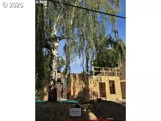 2008 SE 34th Ave, Portland, OR 97214